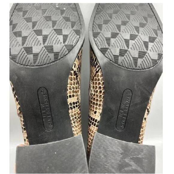 New Directions Glenda Ankle Boots Women’s Size 10 M Snake Print Booties Zip - Picture 4 of 4